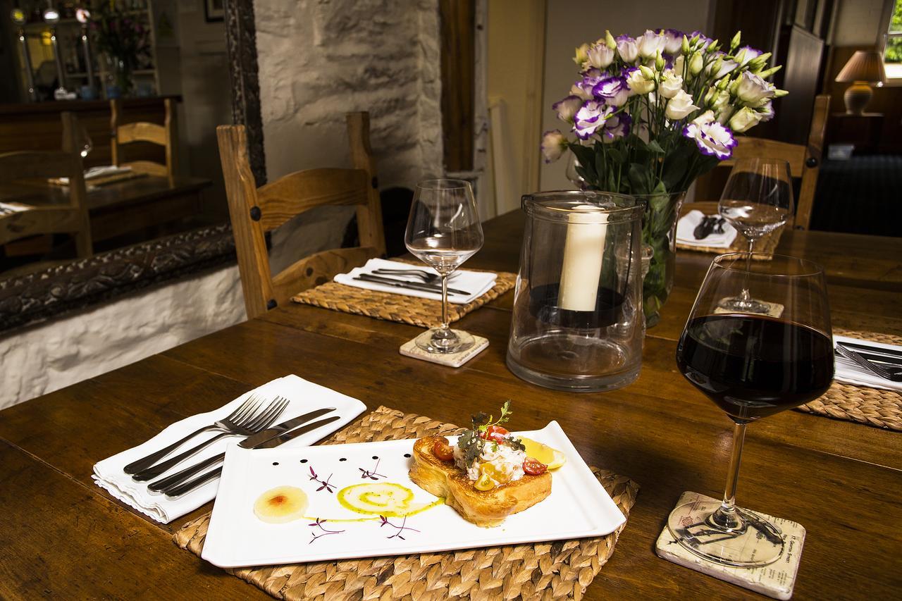 West Loch Hotel West Tarbert  Екстериор снимка