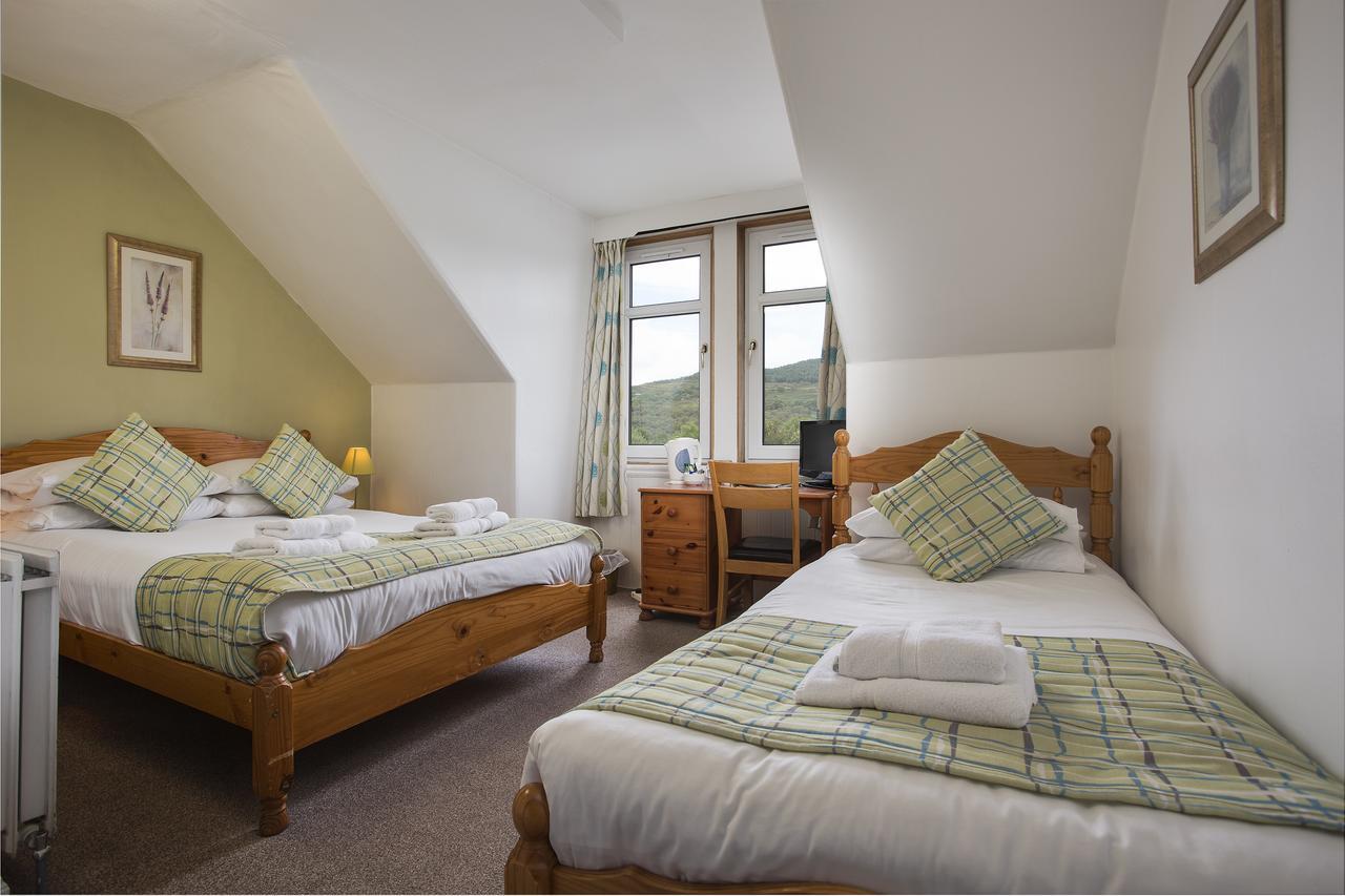West Loch Hotel West Tarbert  Екстериор снимка